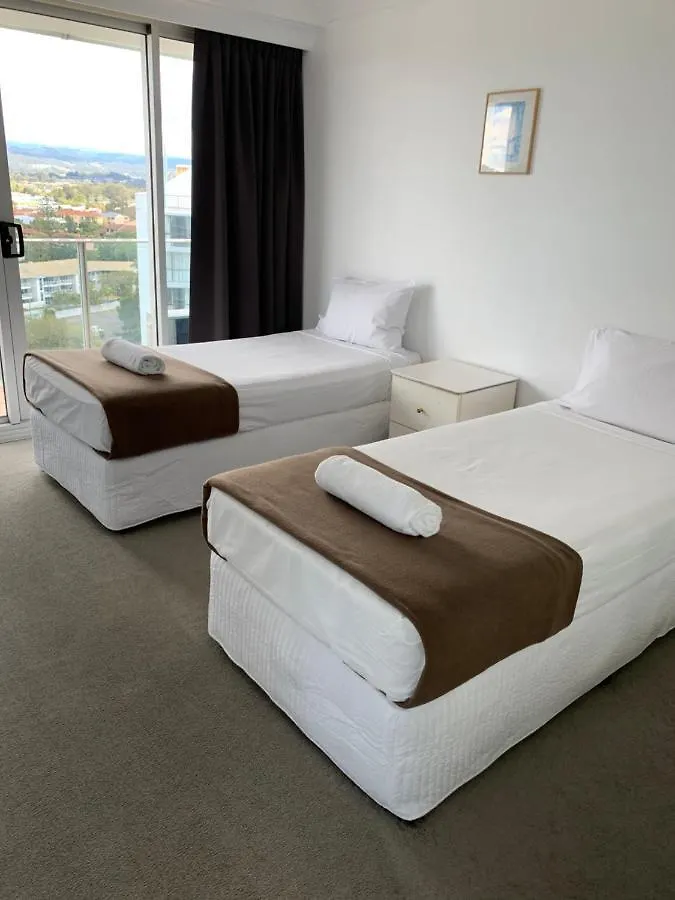 Pacific Regis Beachfront Holiday Apartments Gold Coast Australien