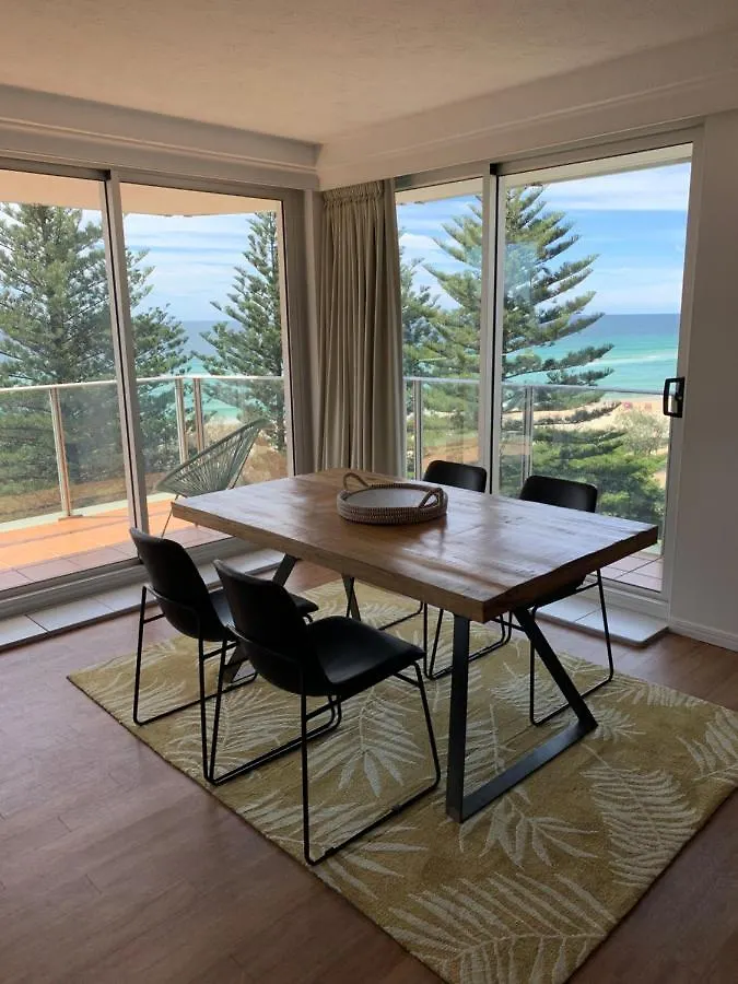 Lejlighedshotel Pacific Regis Beachfront Holiday Apartments Gold Coast