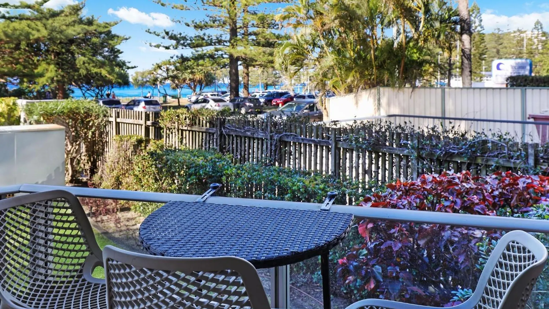 Lejlighedshotel Pacific Regis Beachfront Holiday Apartments Gold Coast