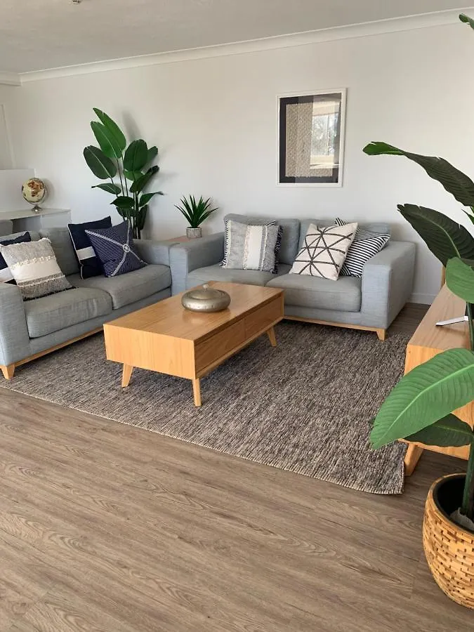 **** Aparthotel Pacific Regis Beachfront Holiday Apartments Gold Coast Australia