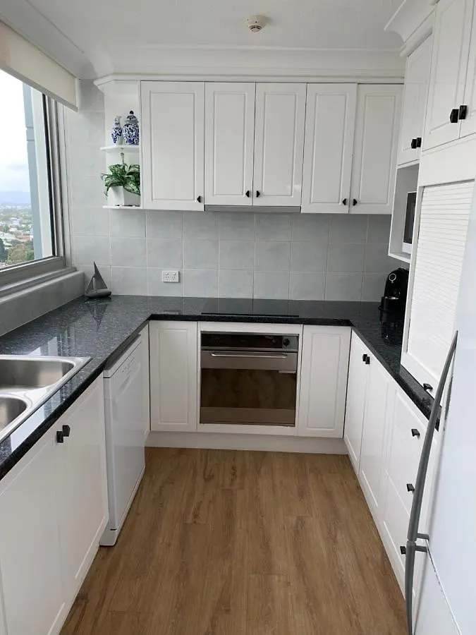 Pacific Regis Beachfront Holiday Apartments Gold Coast Aparthotel