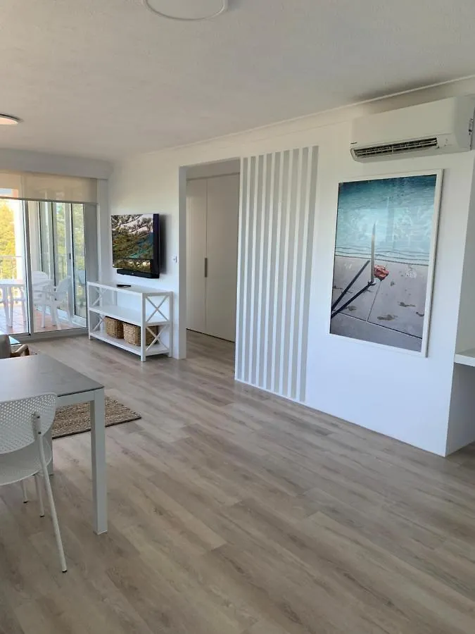 Pacific Regis Beachfront Holiday Apartments Gold Coast Aparthotel
