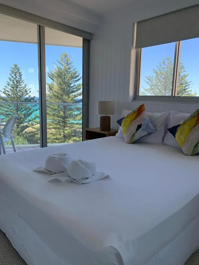 Aparthotel Pacific Regis Beachfront Holiday Apartments Gold Coast