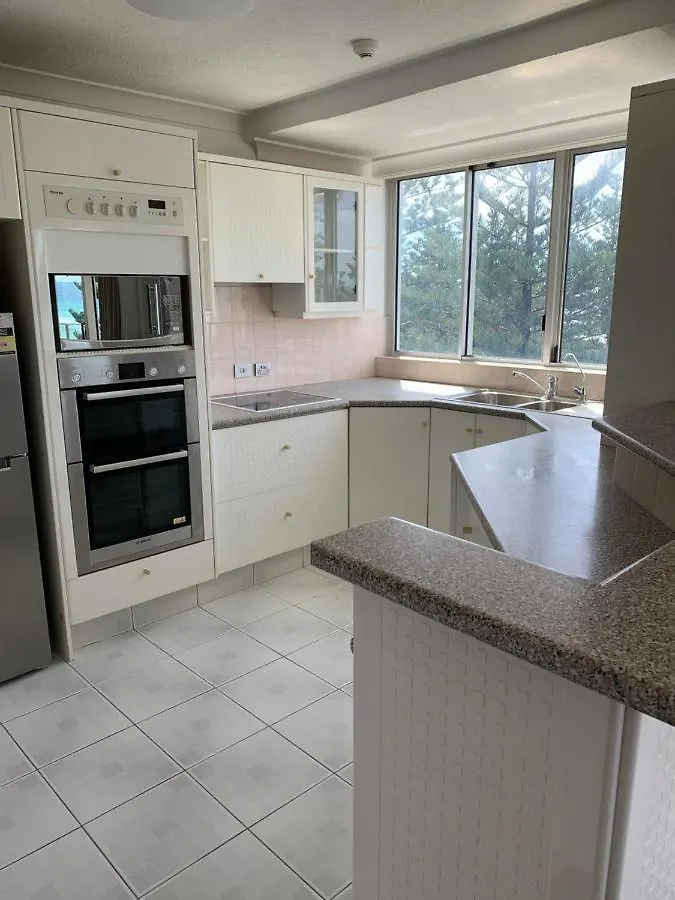 Pacific Regis Beachfront Holiday Apartments Gold Coast Aparthotel