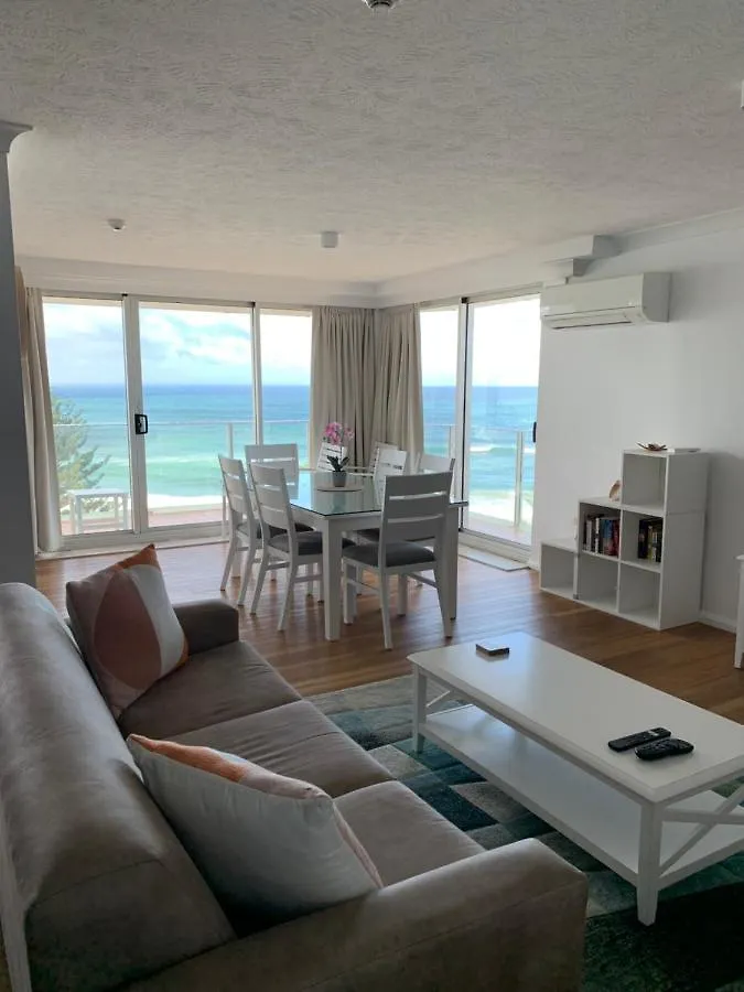 Aparthotel Pacific Regis Beachfront Holiday Apartments Gold Coast