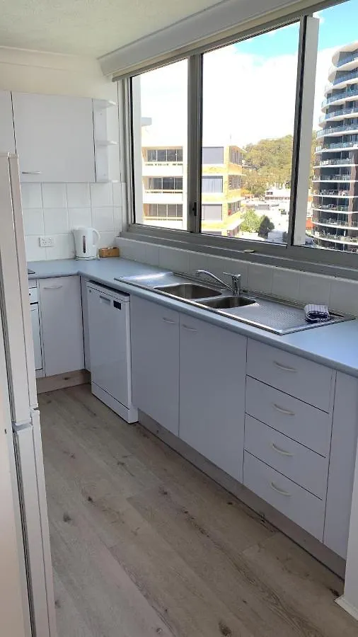 Aparthotel Pacific Regis Beachfront Holiday Apartments Gold Coast