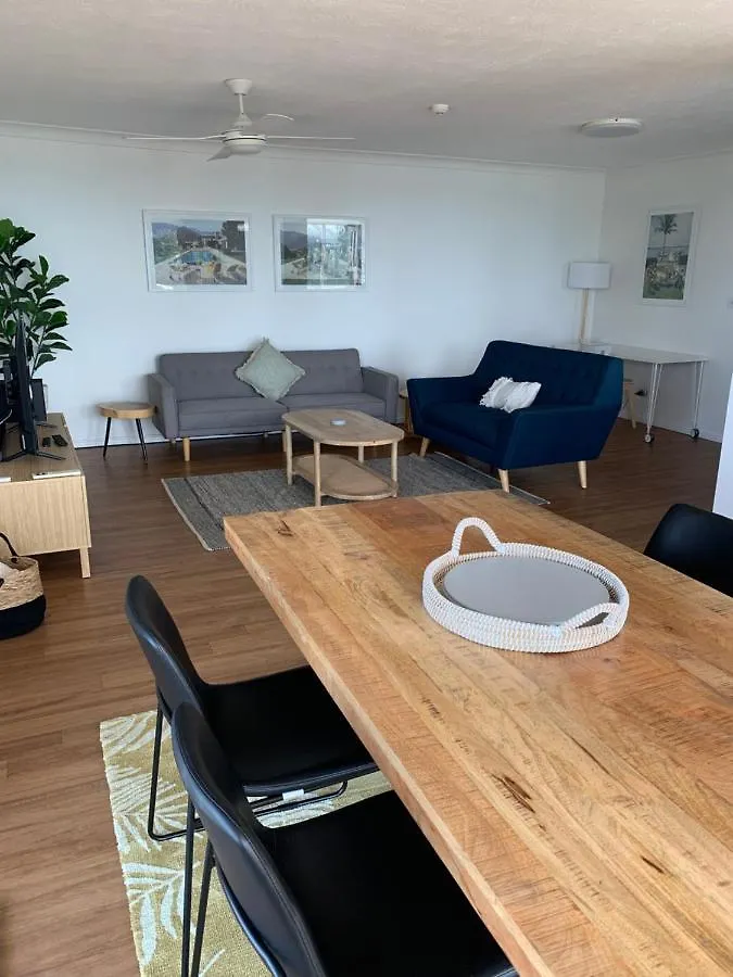 **** Aparthotel Pacific Regis Beachfront Holiday Apartments Gold Coast Australia