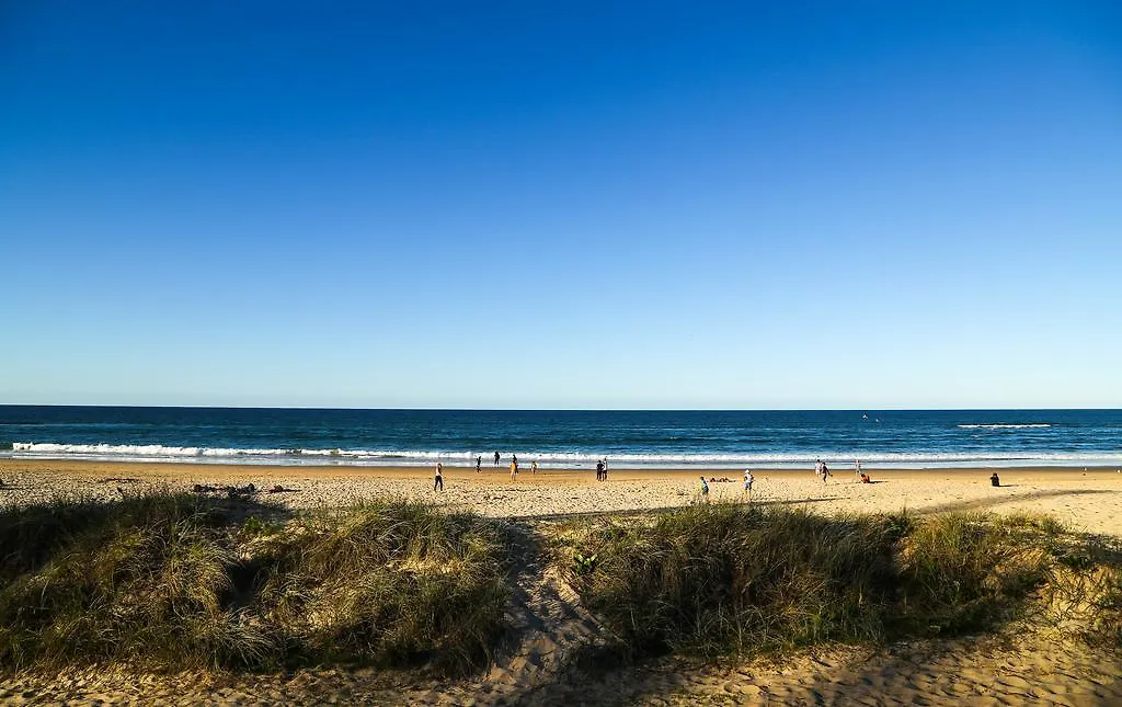 Pacific Regis Beachfront Holiday Apartments Gold Coast Australia