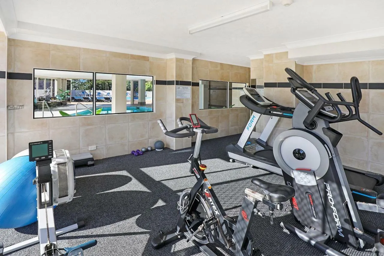 Pacific Regis Beachfront Holiday Apartments Gold Coast 4*,